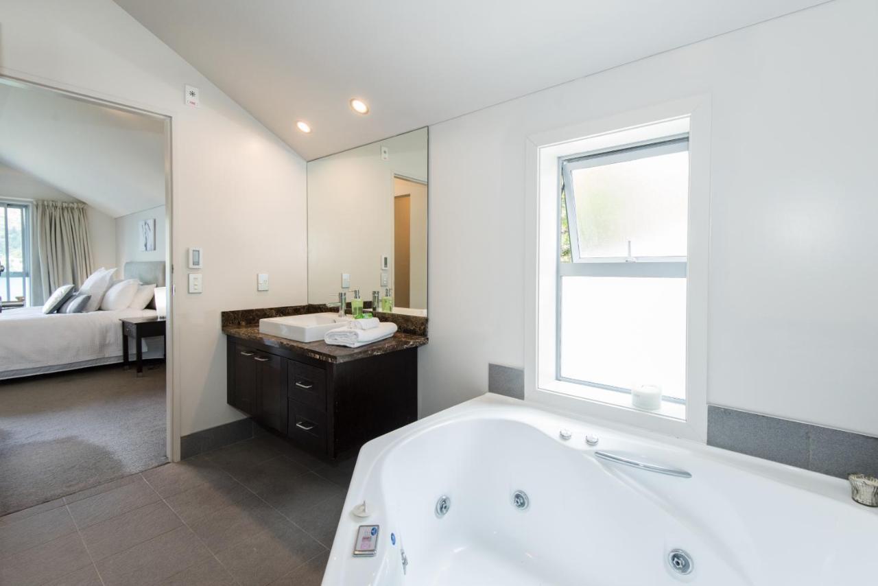 Lakeside Luxury With Spa Queenstown Luaran gambar